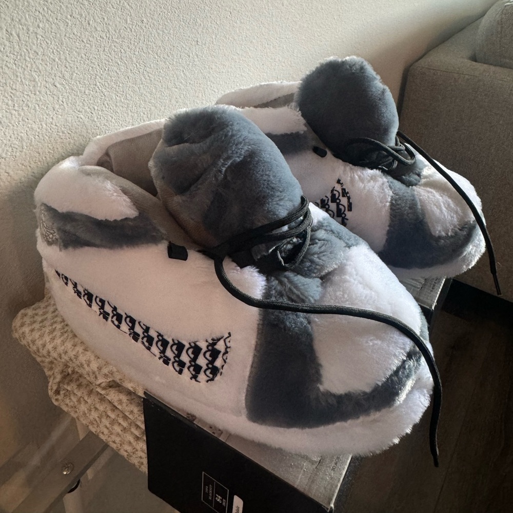 Women’s sneaker style slippers